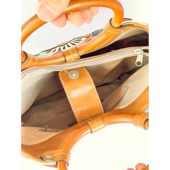 Relic Brand Convertible Shoulder Bag Wood Handles Floral Boho Patchwork Canvas - Picture 6 of 9